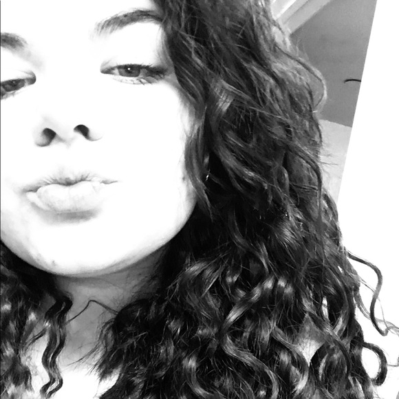 Meet your Posher, Kate - Picture 1 of 1